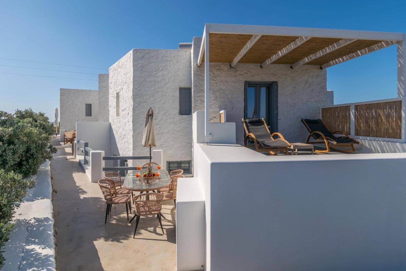 Luna Blanca Adamantas  Exterior photo