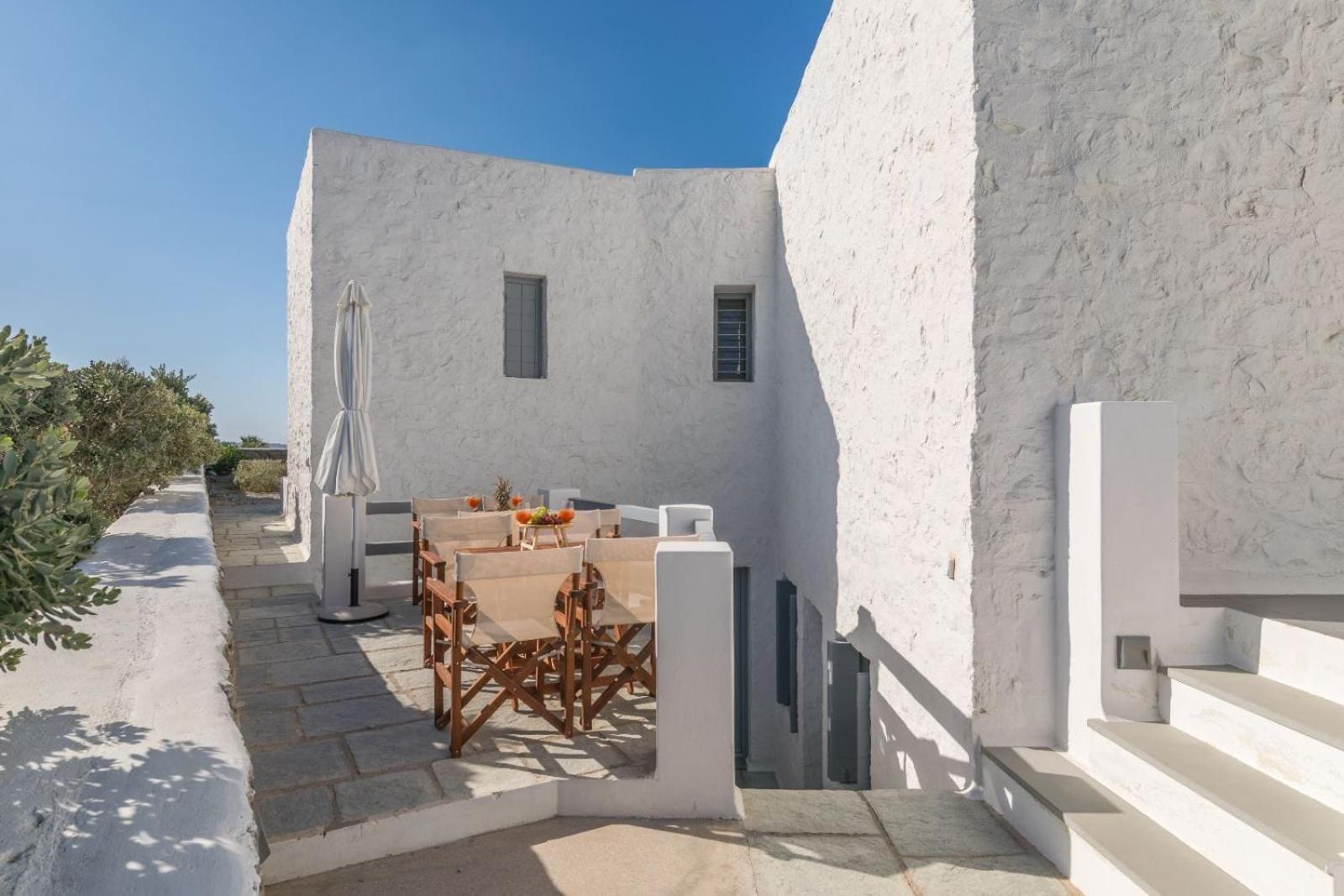 Luna Blanca Adamantas  Exterior photo